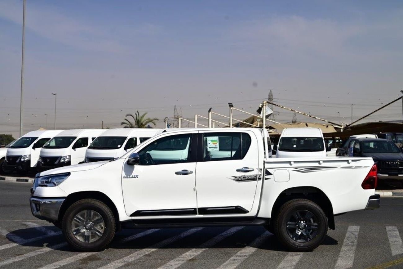 تويوتا هيلوكس 2025 MODEL TOYOTA HILUX DOUBLE CAB PICKUP SR5 2.7L PETROL 4WD 5-SEATER AUTOMATIC TRANSMISSION - EURO