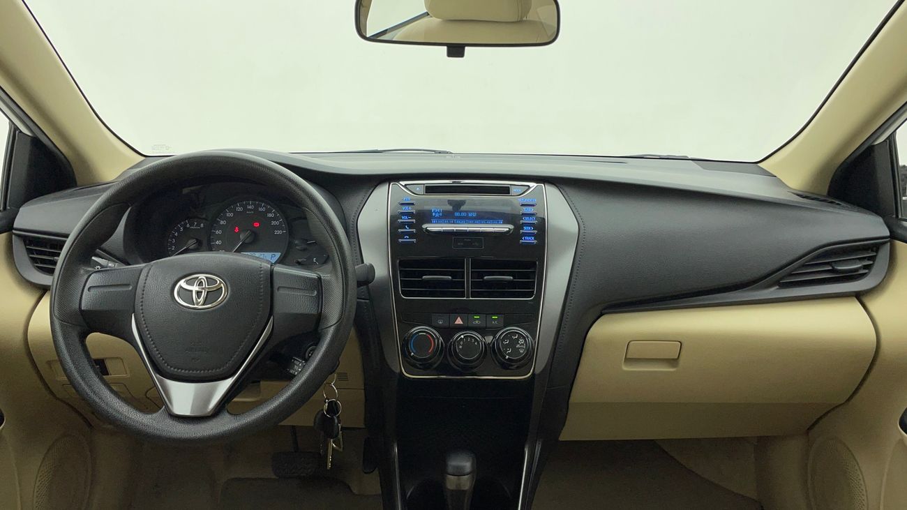 تويوتا يارس SE 1.5 | بدون دفعة مقدمة | اختبار القيادة في المنزل