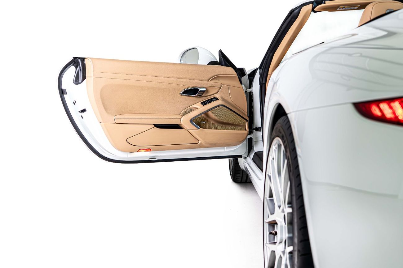 بورش 911 Carrera 3.4L Convertible