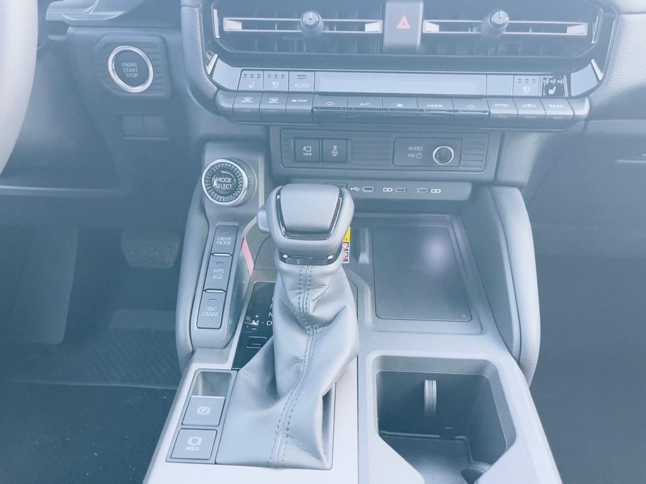 تويوتا برادو adventure 2.8l