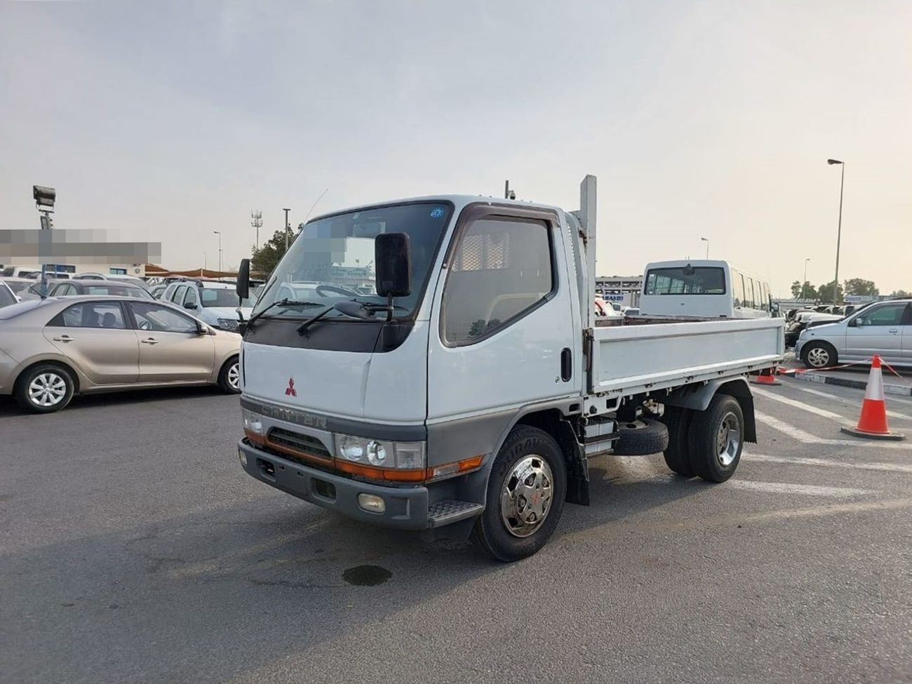 Mitsubishi Fuso Canter MITSUBISHI CANTER TRUCK RIGHT HAND DRIVE(PM20230)
