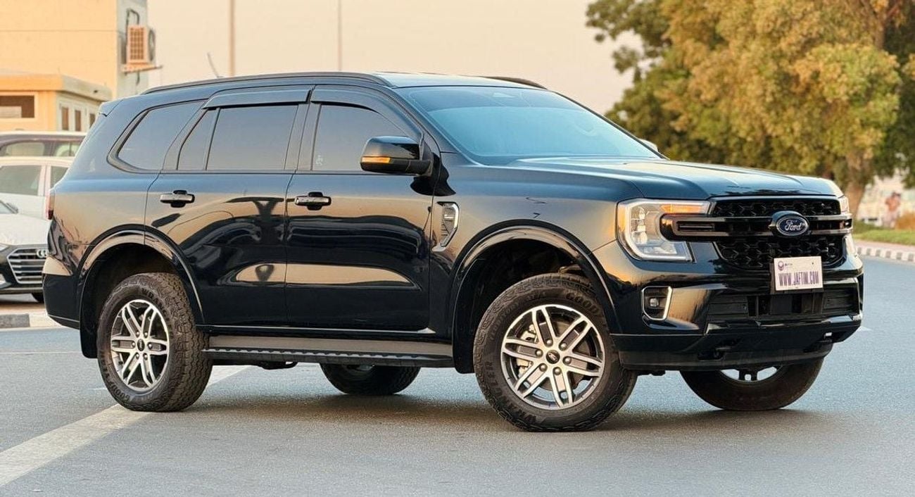 Ford Everest TREND | POWER BACK DOOR | PUSH START | 2.0L DIESEL | BACK CAMERA | DUAL CLIMATE CONTROL | AUTO | RHD