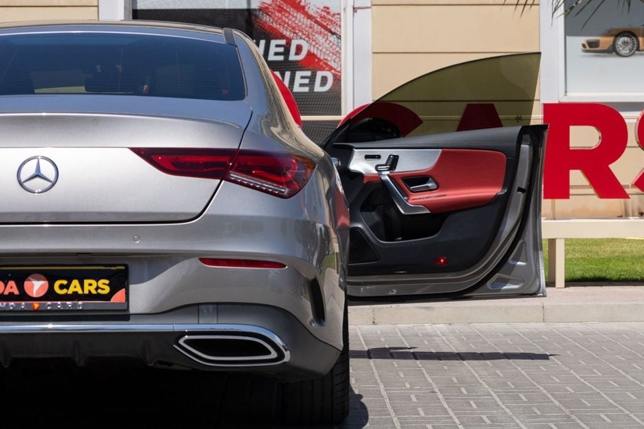 Mercedes-Benz CLA 250 Premium + 2.0L