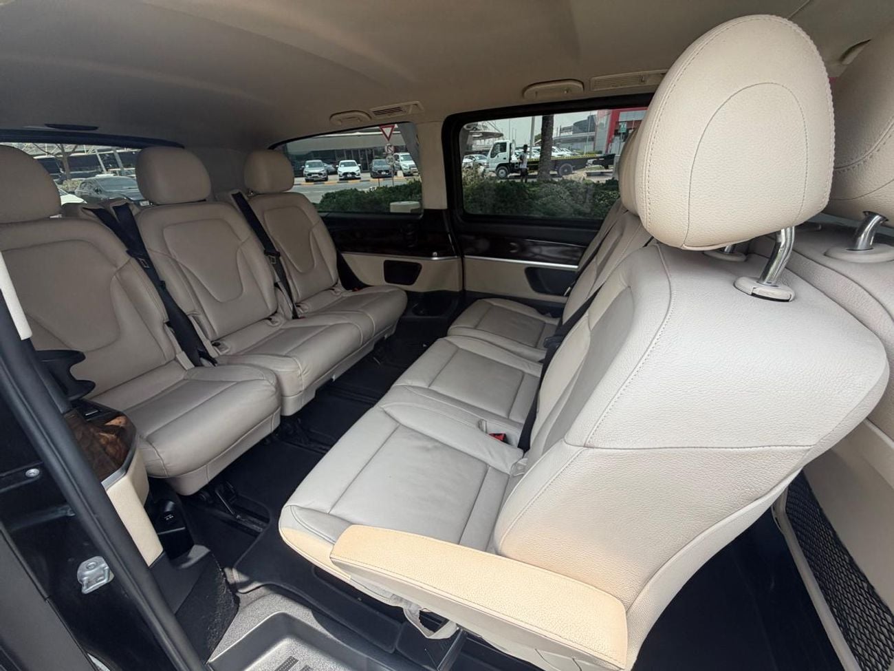 مرسيدس بنز V 250 AVANTGARDE LWB