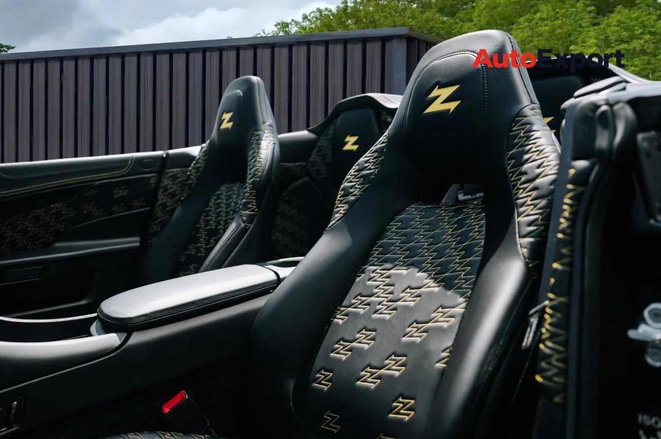 Aston Martin Vanquish Vanquish Zagato Volante 6.0 in RIGHT HAND DRIVE