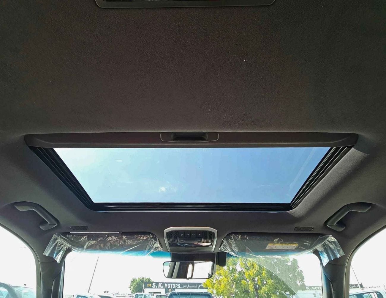 Toyota Land Cruiser VXR / FULL OPTION / 3.3L DIESEL / PWR SEATS / RADAR / JBL SPEAKERS (CODE # 69000)