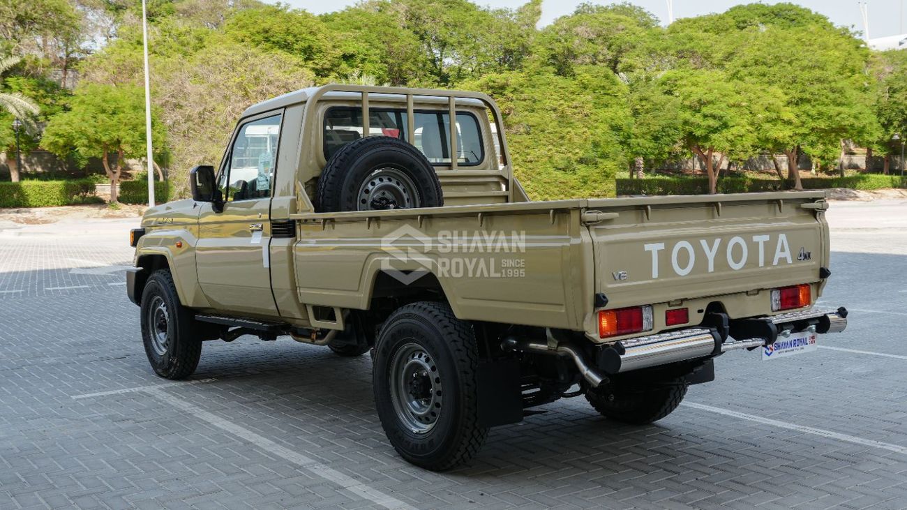 Toyota Land Cruiser Pick Up Standard LC79 4.0L PETROL 4WD SC AT 2026MY