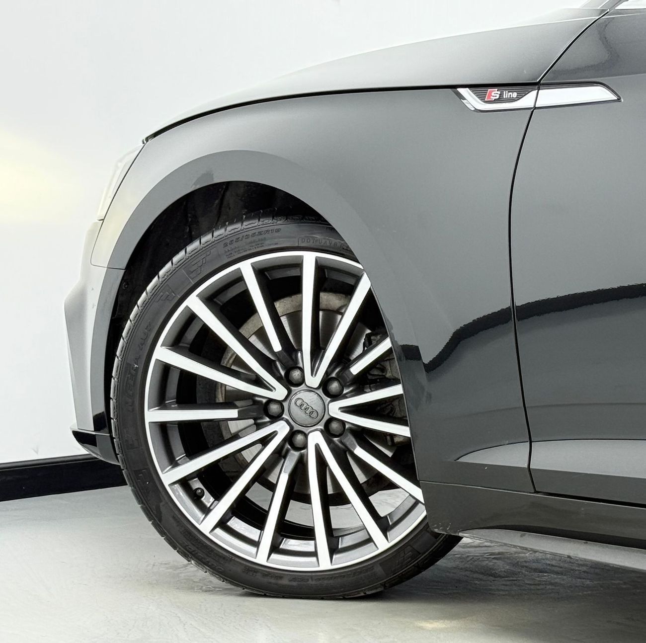 أودي A5 40 TFSI Style & Technology Selection S-line 2.0L 2019 Audi A5 40 TFSI S-Line, Warranty, Full Audi Se