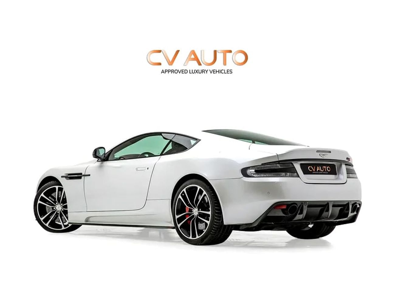 Aston Martin DBS Standard