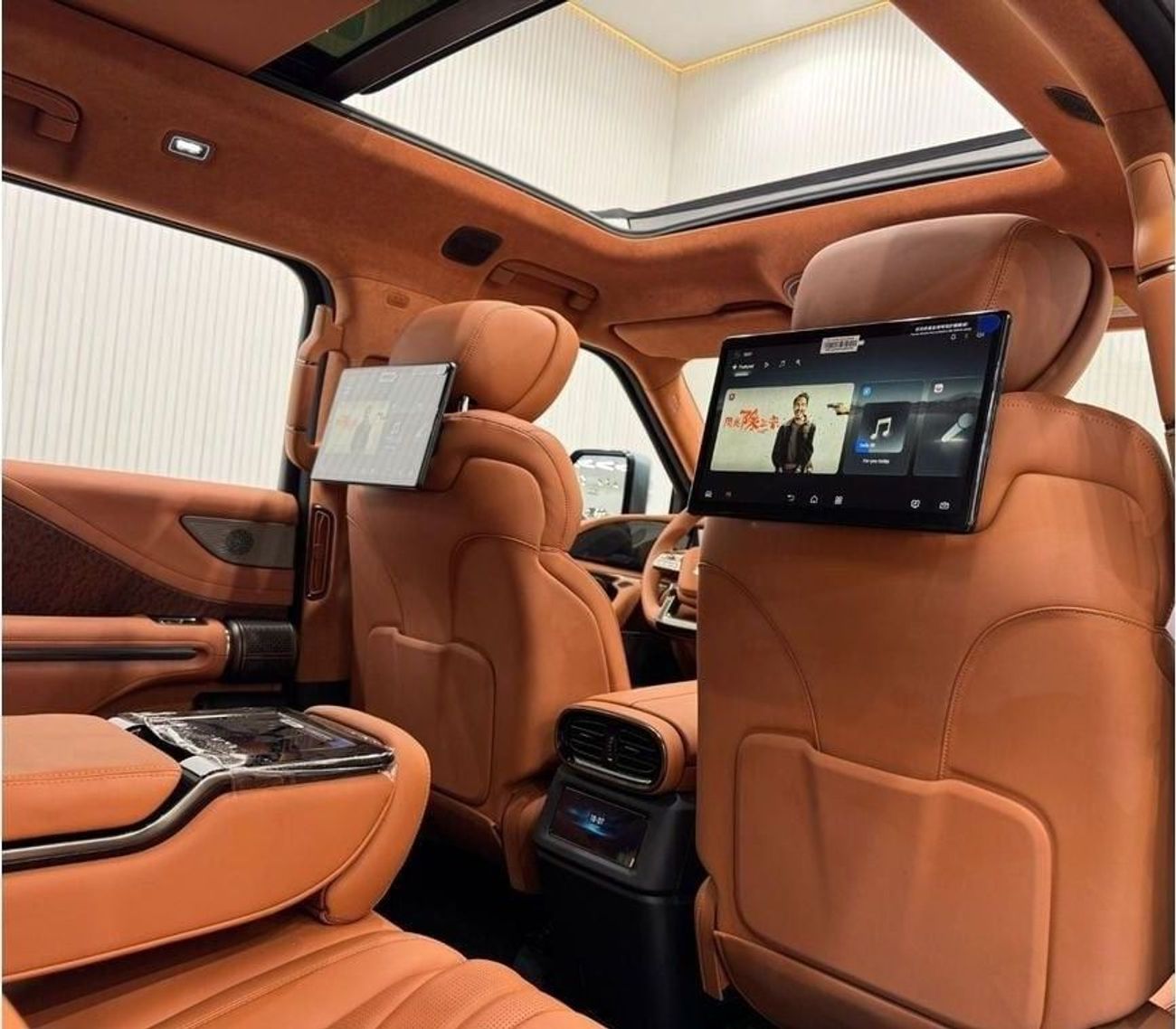 بي واي دي يوان بلس YangWang U8 E4 *Brand New* 2024 BYD YangWang U8 E4, Warranty, 1,180 HP, Fully Loaded, Delivery Kms