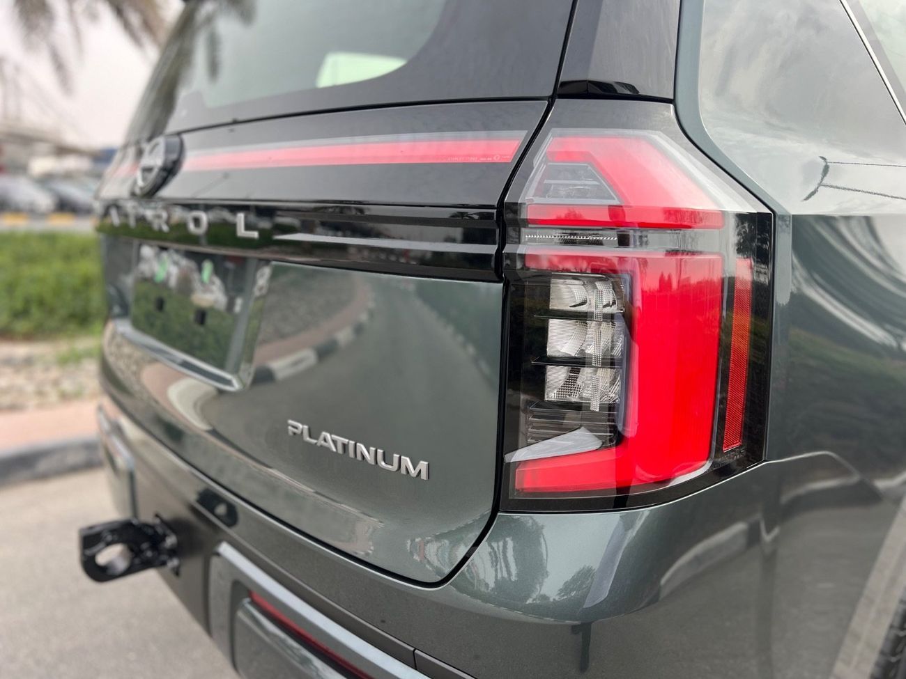 Nissan Patrol SE Platinum City 3.8L