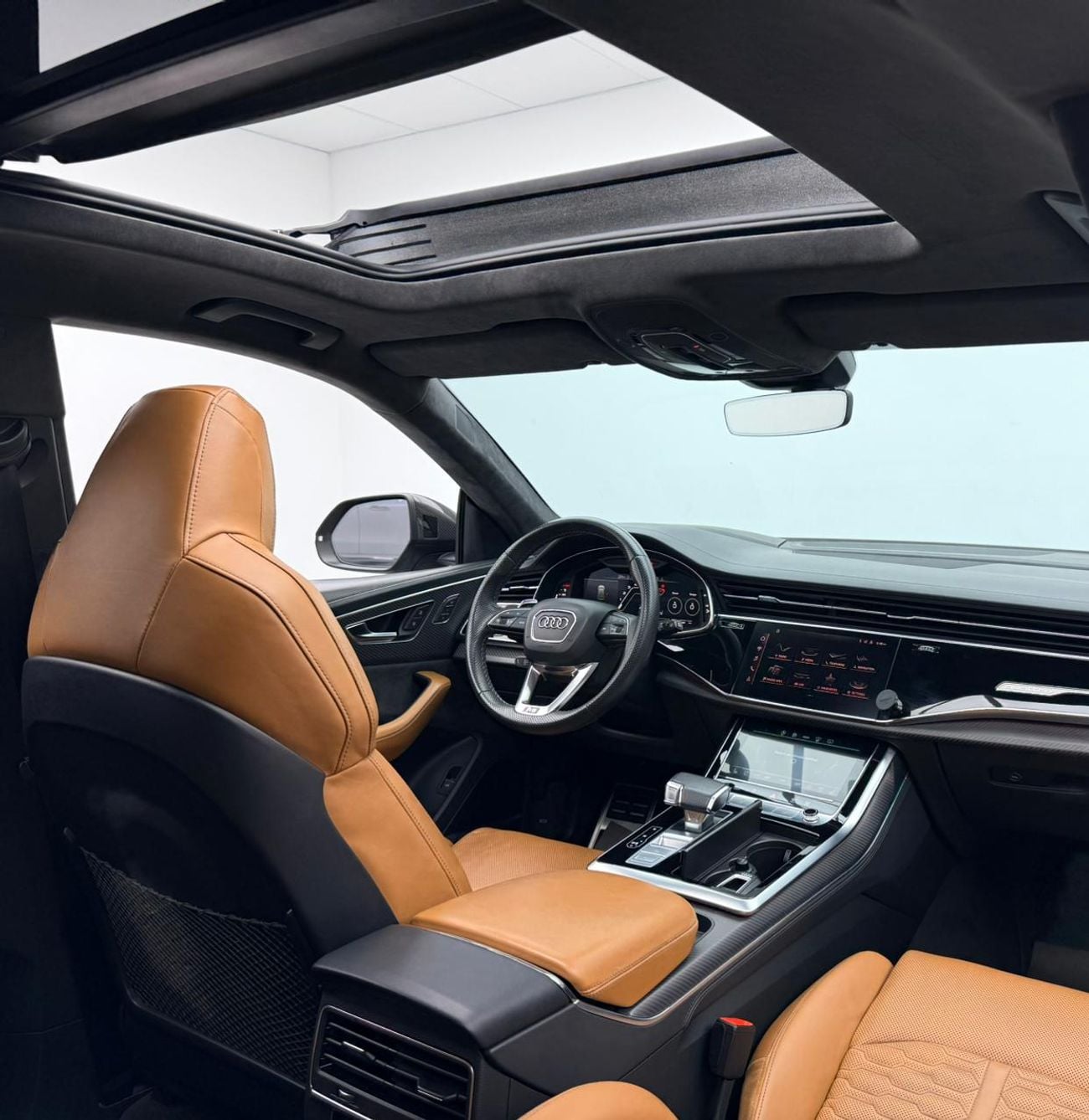 Audi RSQ8 STD 2022 Audi RSQ8 4.0TFSI Quattro, 2027 Audi Warranty, Full Audi Service History, Fully Loaded, GCC