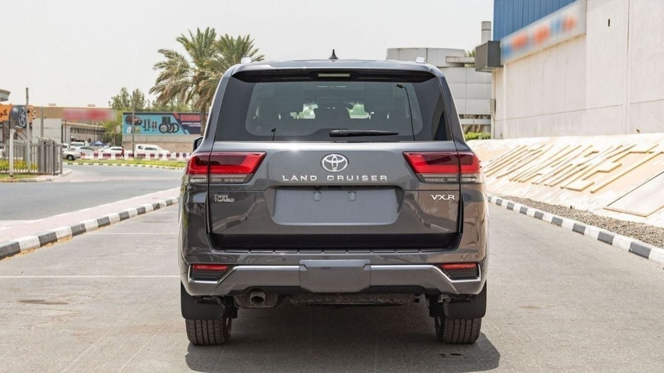 تويوتا لاند كروزر (LHD) TOYOTA LAND CRUISER 300 VXR 3.5P AT MY2025 – GREY
