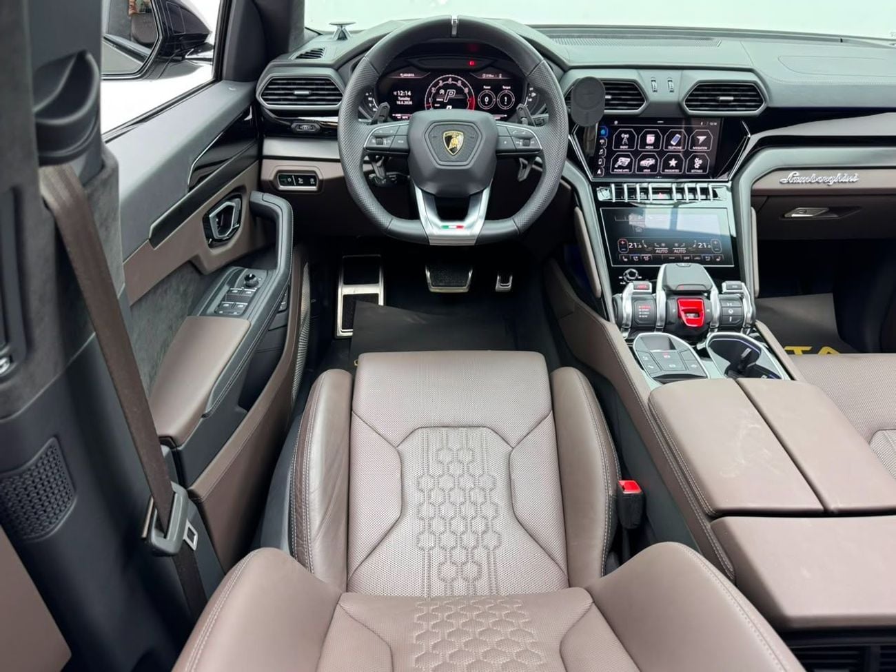 Lamborghini Urus S 2024 Lamborghini Urus S, Warranty, Very Low Km, Fully Loaded, Excellent Condition, European
