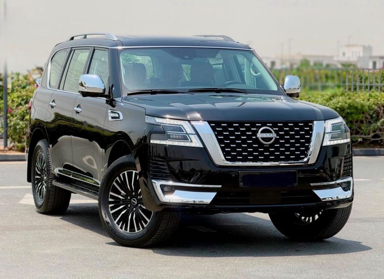 نيسان باترول LE PLATINUM CITY 2024 MODEL FULL OPTION GCC SPECIFICATION FULL OPTION