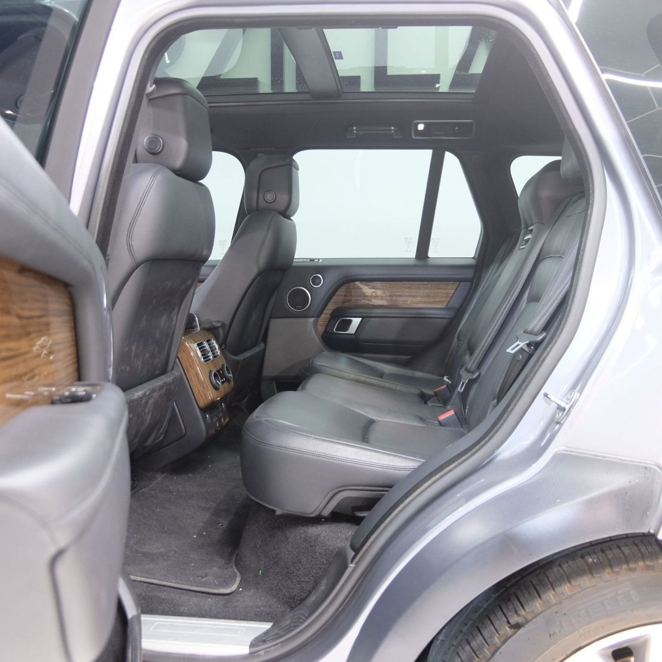 لاند روفر رينج روفر Land Rover Range Rover Vogue HSE 2021 4WD | GCC Specs | Perfect Condition