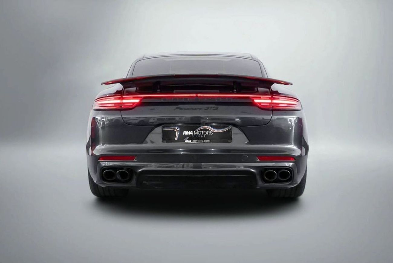 Porsche Panamera GTS 4.0L (455 HP) GTS 4.0L (453 HP)