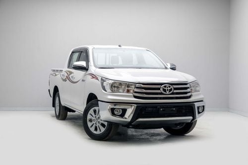 Toyota Hilux HI 2.7L - Platinum White Pearl Inside Maroon | Export Only