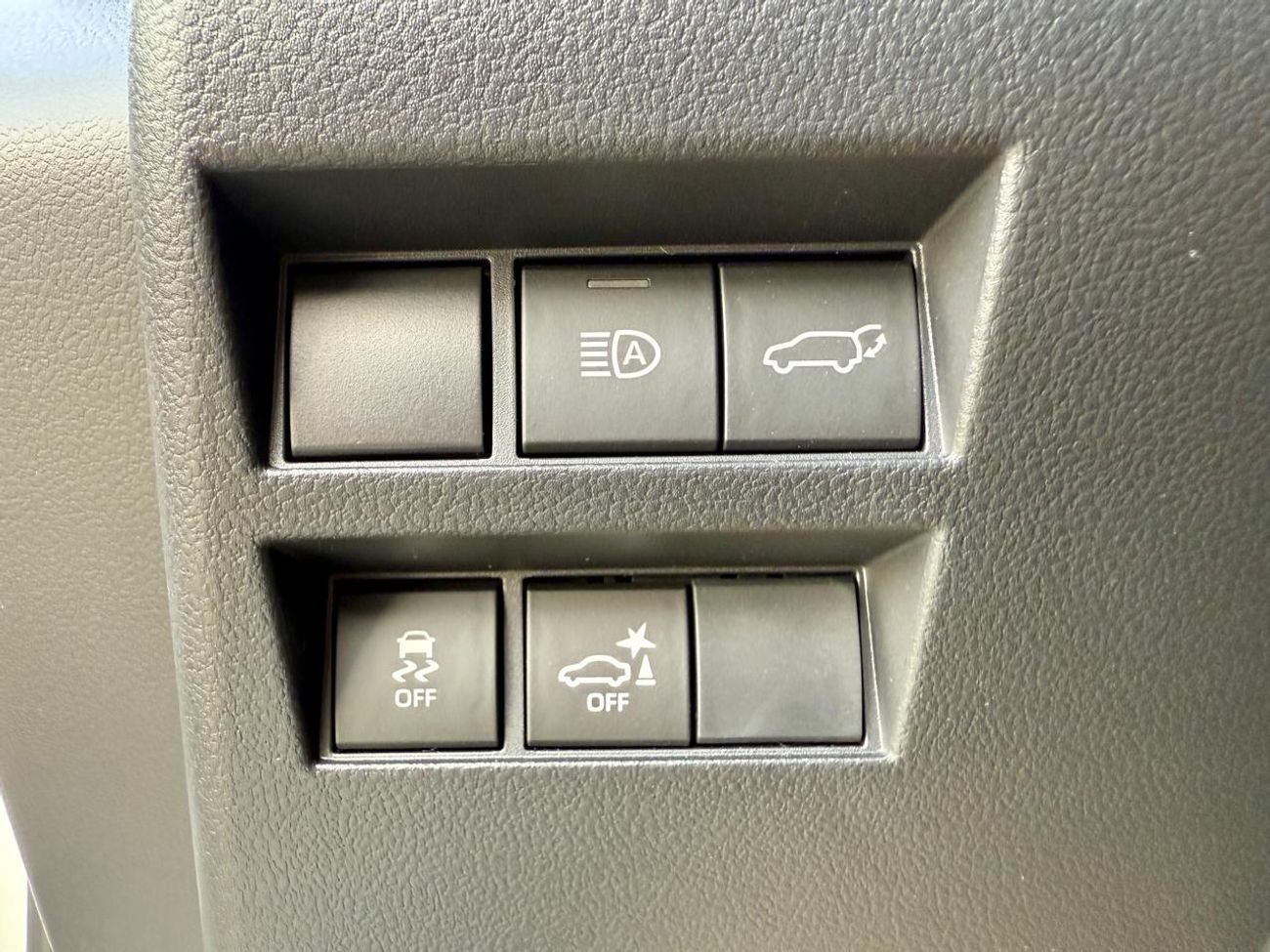 Toyota Land Cruiser VXR 3.5L