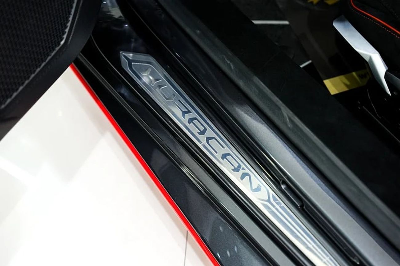 Lamborghini Huracan LP 620-2 Super Trofeo, STO, BRAND NEW, Full Sticker Exterior Pack, Lift System, Apple Carplay, GCC