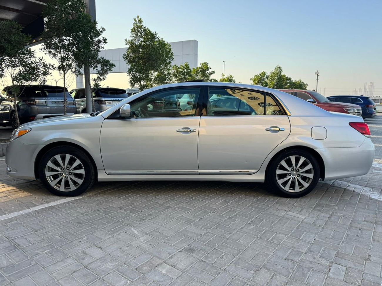 تويوتا افالون Toyota Avalon 2011 limited