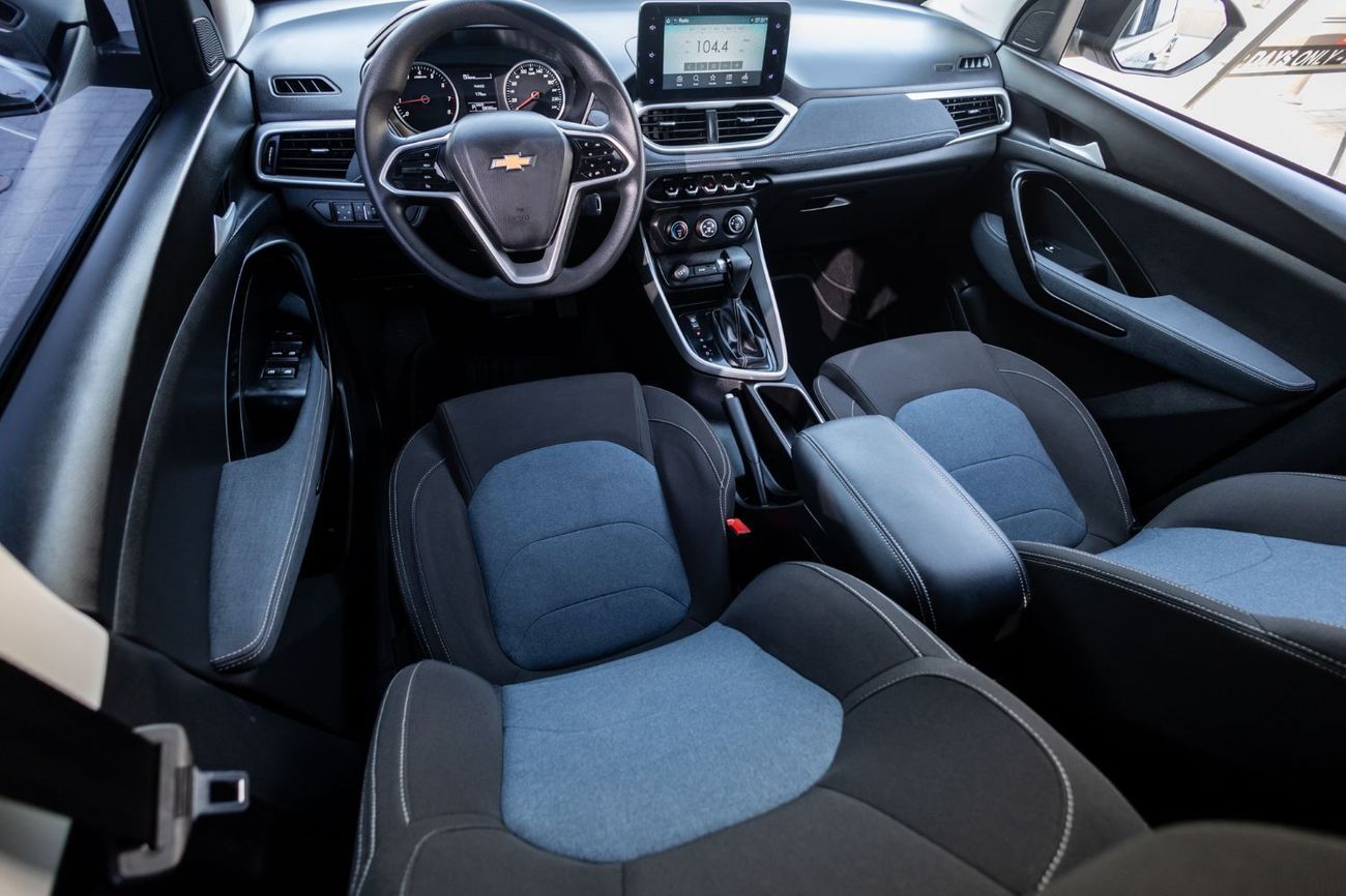 Chevrolet Captiva LS 1.5L (150 HP) (7 Seater)