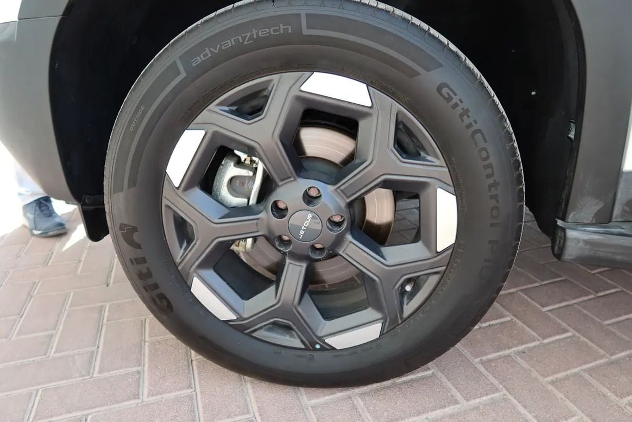 Jetour T1 GCC | Luxury 4WD | Panoramic Roof | 38,362 KM