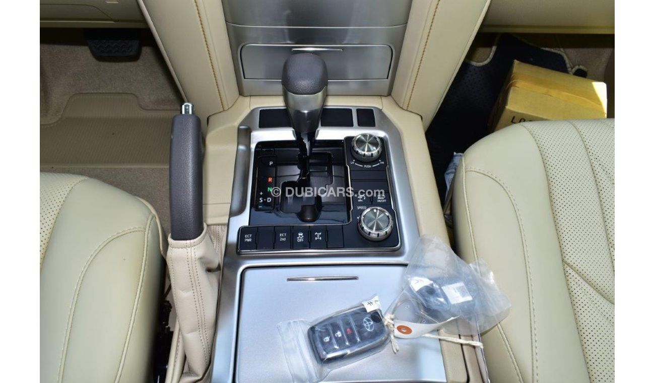 Toyota Land Cruiser 200 GXR V8 4.5L Diesel AT