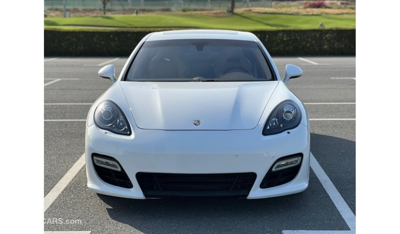 Porsche Panamera GTS