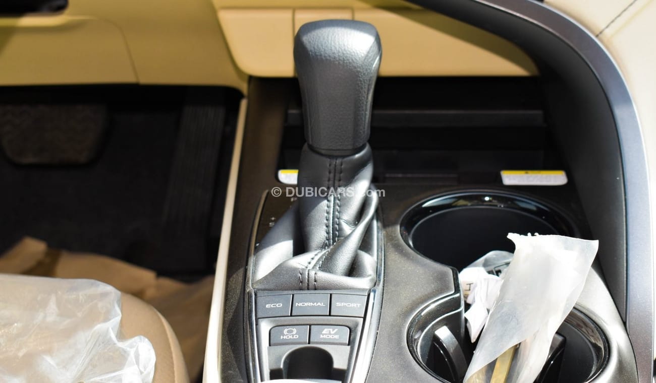 Toyota Camry GLHybrid 2.5 L