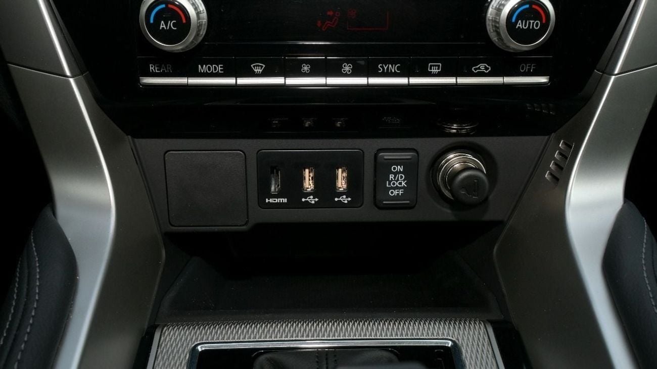 Mitsubishi Montero Sport MONTERO SPORT 3.0L FULL OPTION