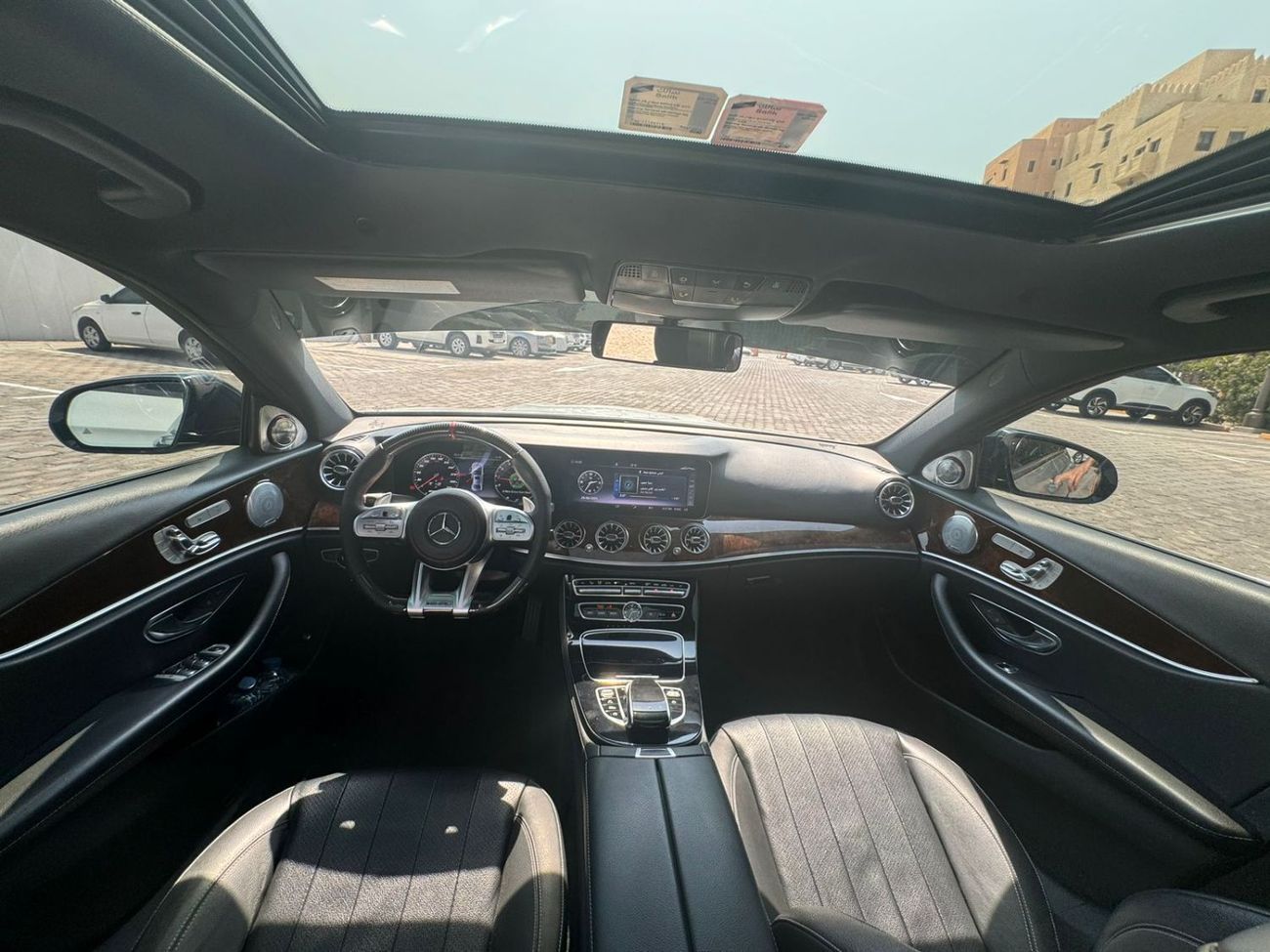 مرسيدس بنز E300