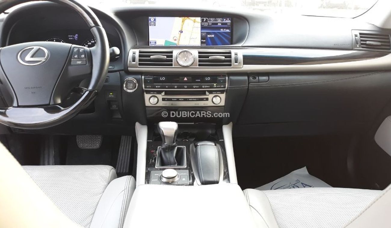 Lexus LS460 2014 American specs full options Low.mileage