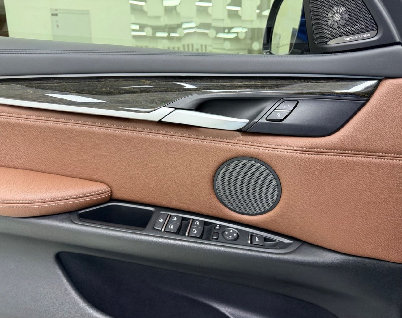 بي أم دبليو X6 50i M Sport 4.4L