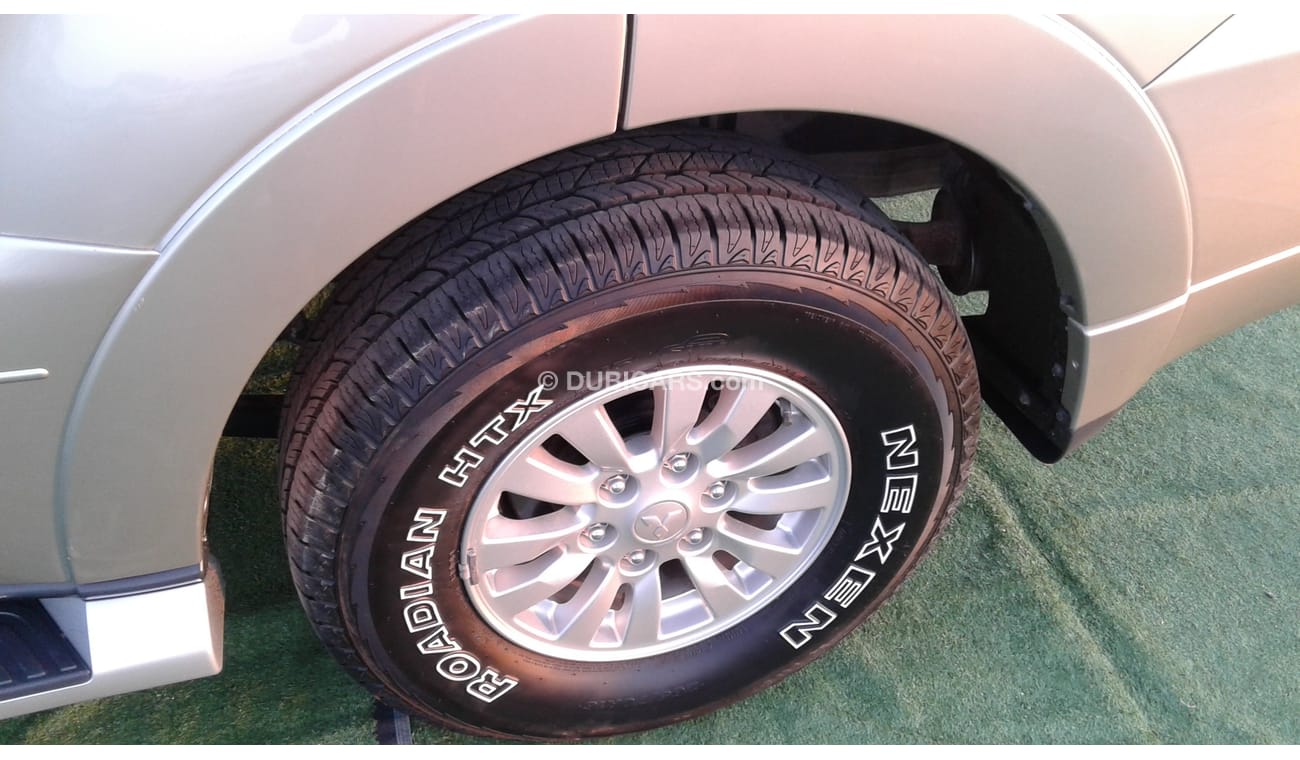 Mitsubishi Pajero PAJERO 2015 GOLD GCC NO PAIN NO ACCIDENT PERFECT