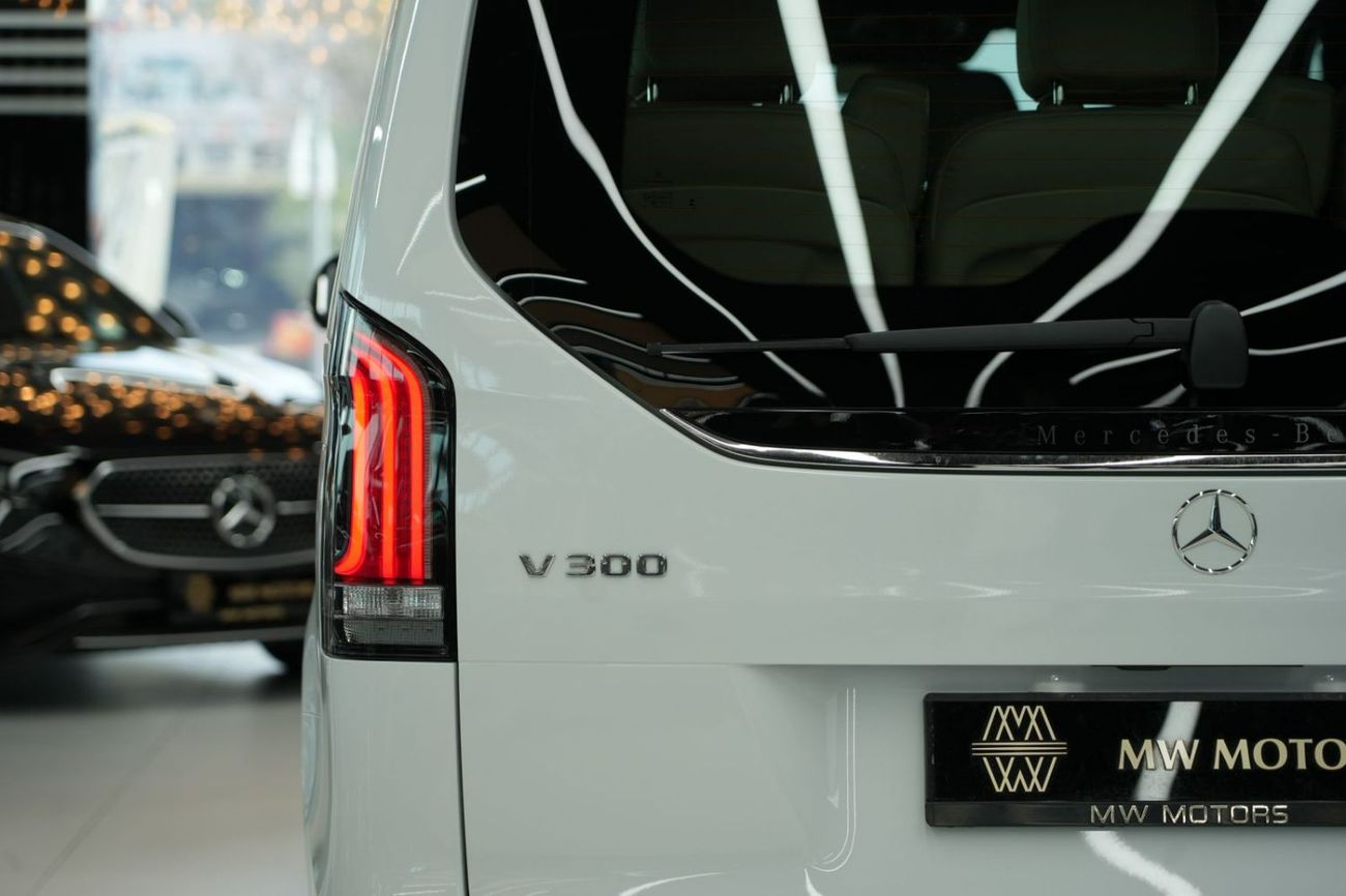 مرسيدس بنز V 300 Mercede-Benz V 300 AVANTGARDE | 2026 GCC 0km | Agency Warranty | 360 View | 64 colors Ambeint Lights