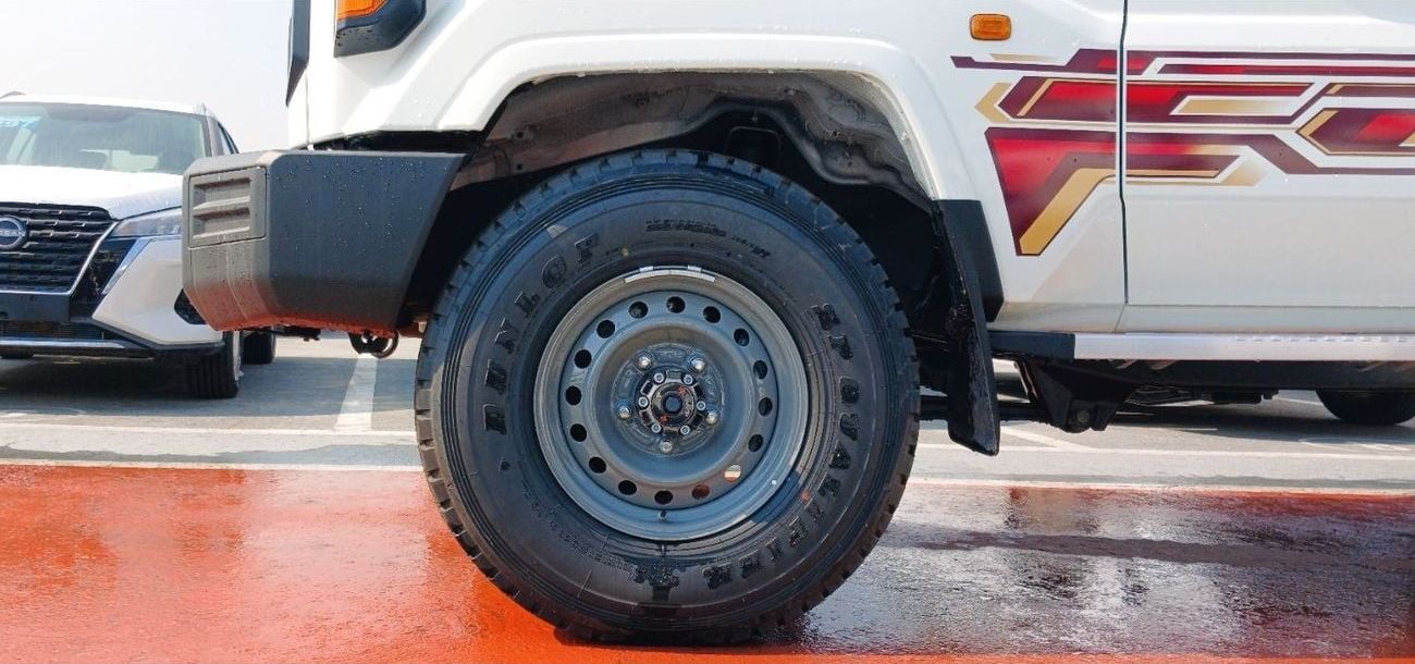 تويوتا لاند كروزر 70 Toyota Land Cruiser HardTop 76 5-DOORS 4.0L Petrol 2024YM