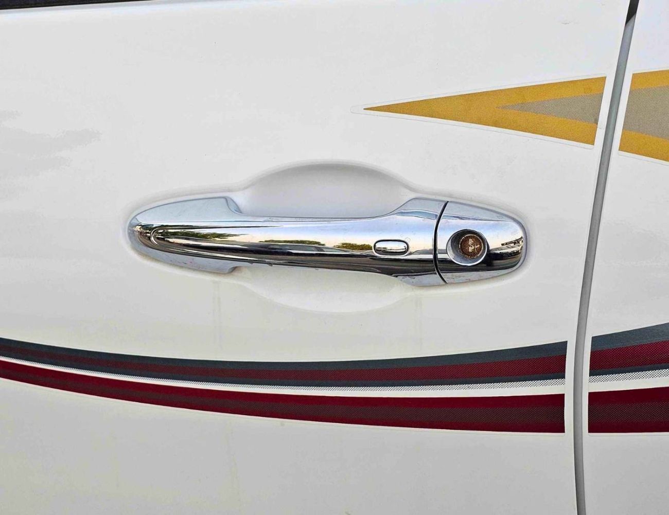 Toyota Hilux SR5 WIDE BODY DOUBLE CABIN/2.7L PETROL A/T/PUSH START/ AUTO & DUAL AC/ ALLOY WHEEL/CODE#HP27SR5AK