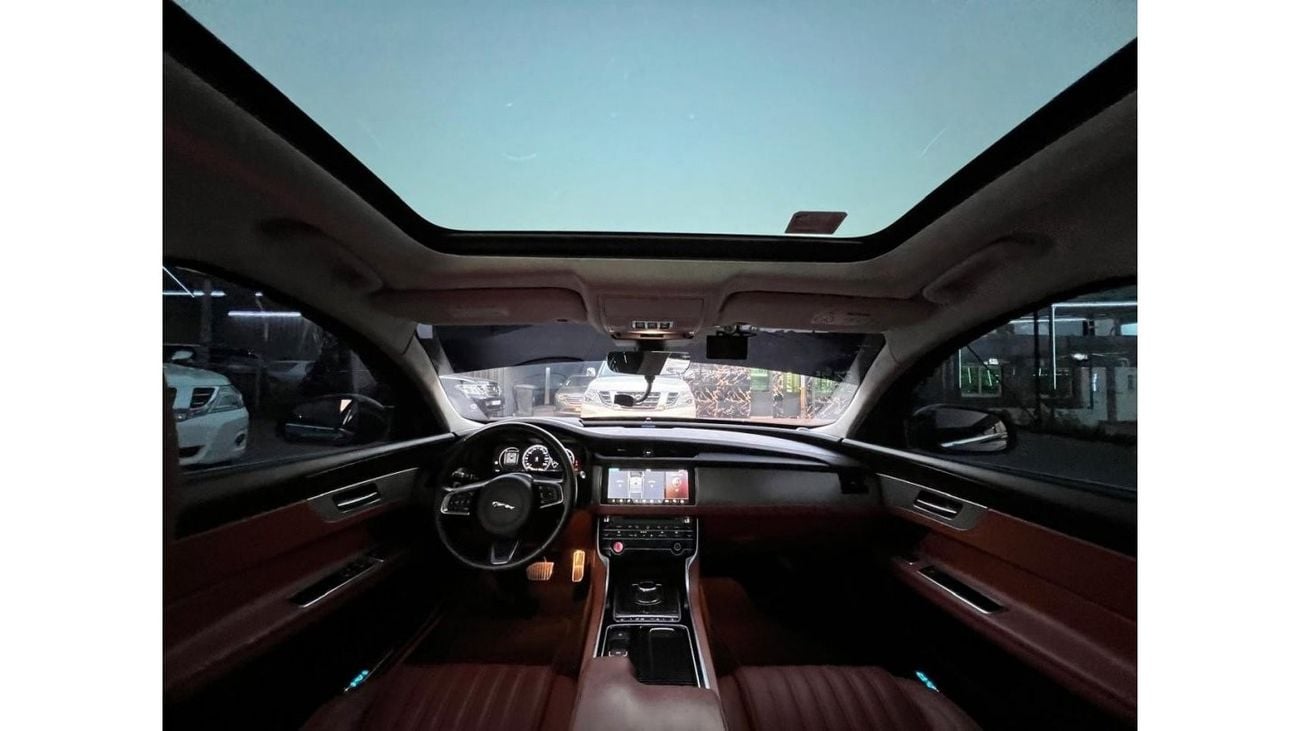 Jaguar XF R-Sport Jaguar XF 25T 4 cylinder turbo model : 2019 Price: 82,000 dirhams MILEAGE : 50,000 km/m Kore