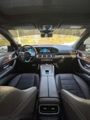 Mercedes Benz GLS450 4MATIC 2022 Mercedes-Benz GLS 450 4MATIC AMG Line – GCC Specs EMC.  First owner, 77,000 km, full Mercedes E