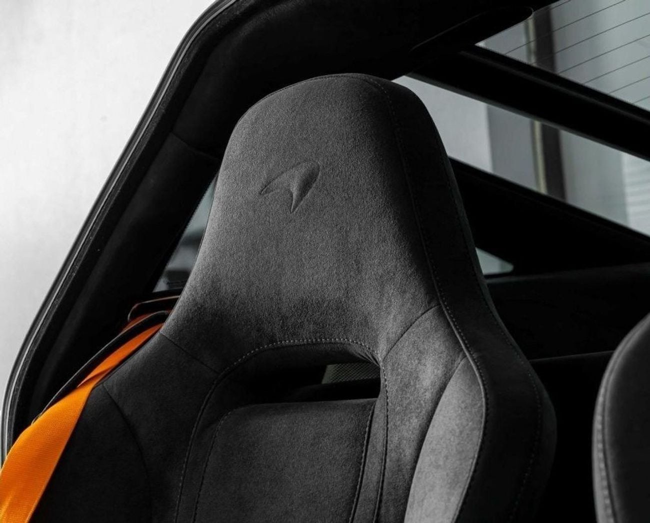 McLaren 720S Std 720-S UPGRADED TO 765-LT - GCC -EXHAUST SYSTEM + 999K GOLD IN EXHAUST + FULL CARBON FIBER EXTERI