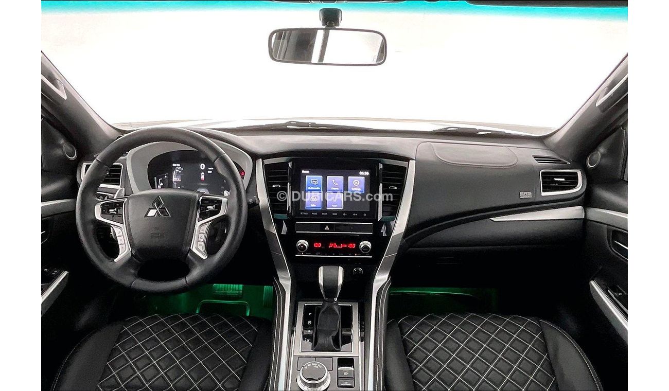 Mitsubishi Montero Signature