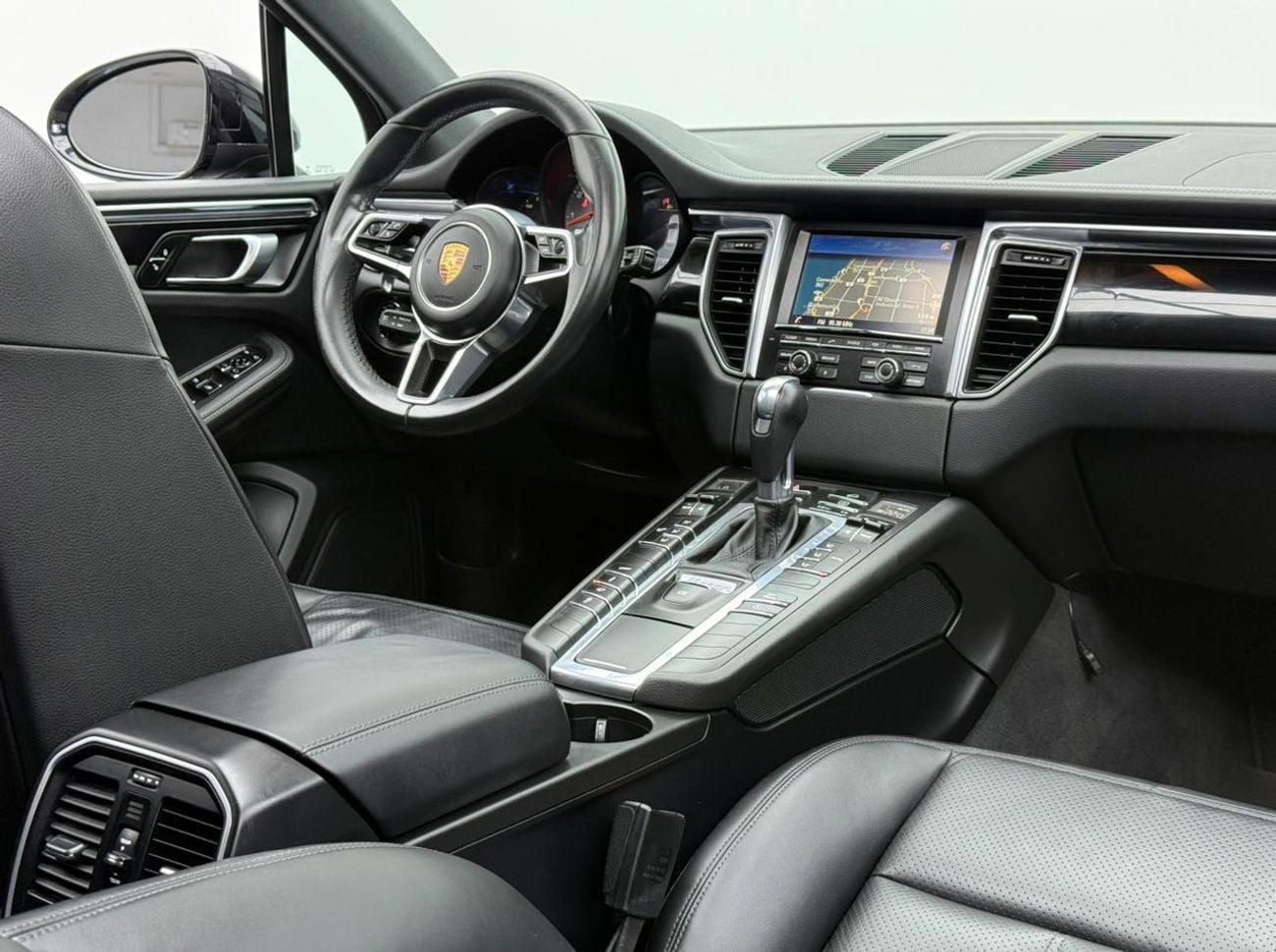 Porsche Macan S 3.0L (340 HP) 2015 Porsche Macan S, Full Porsche Service History, Fully Loaded, Excellent Conditio