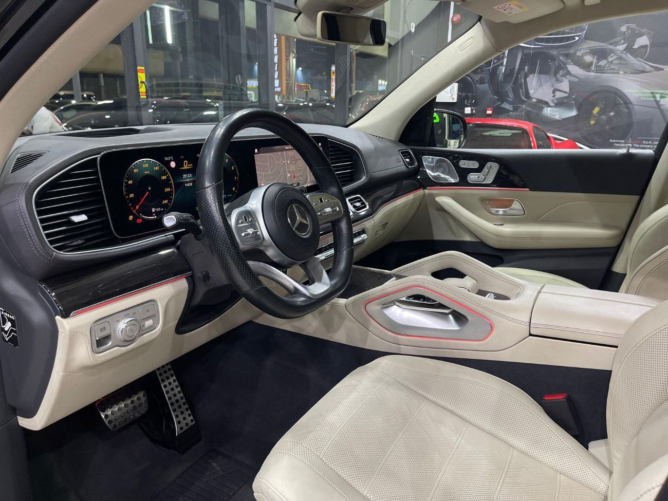 Mercedes-Benz GLS 450 Premium 3.0L (389 HP)