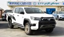 تويوتا هيلوكس Adventure SR5 2.8L Diesel