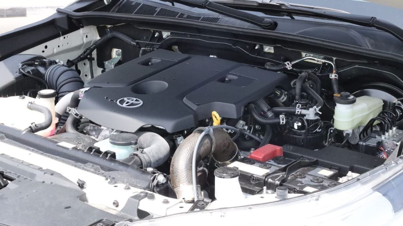 تويوتا هيلوكس SGLX DLX 2.4L