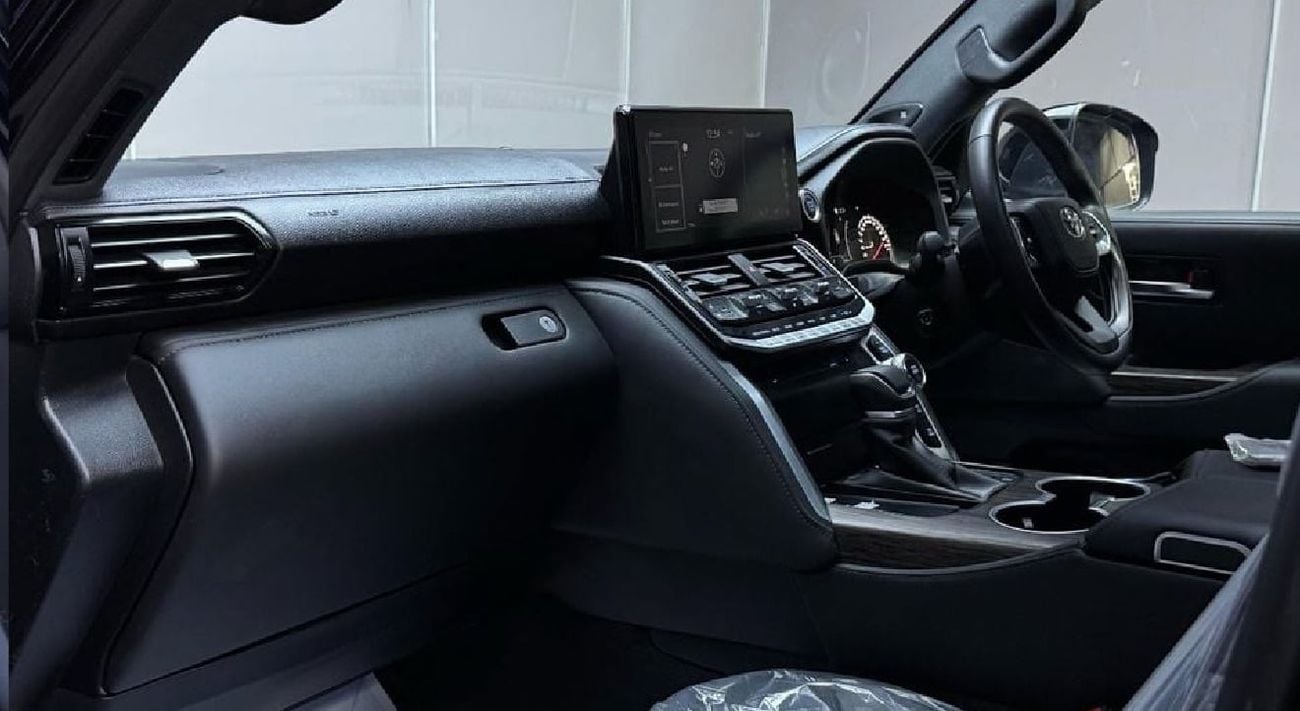 Toyota Land Cruiser 2022 LC300 Twin Turbo RHD Diesel Engine Full Option