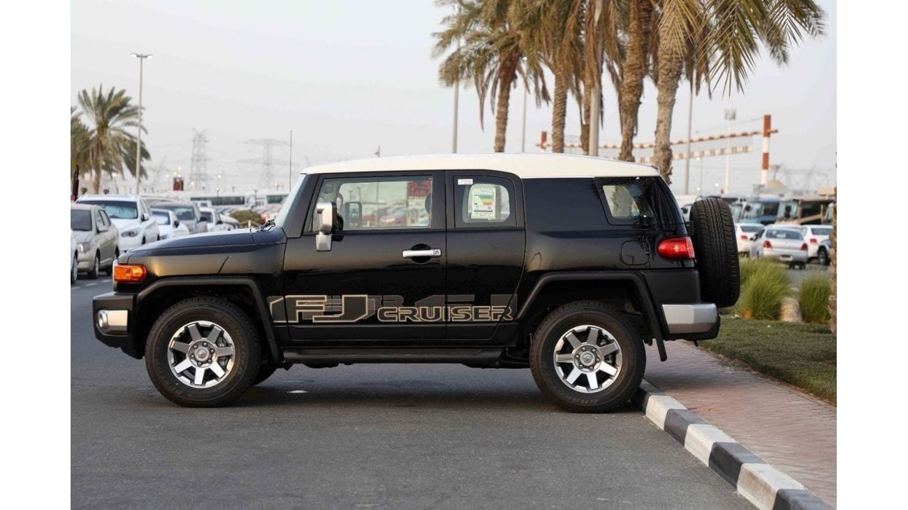 Toyota FJ Cruiser 2023 Toyota FJ Cruiser 4.0 JBL - Black inside Black | Export Only