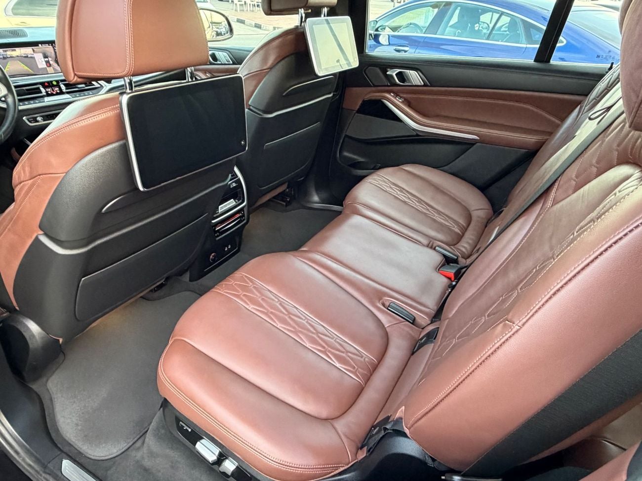 بي أم دبليو X7 40i PURE EXCELLENCE بي ام  X7 40i 2020 XDrive and Visual
