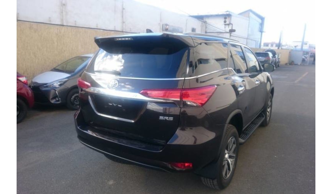 Toyota Fortuner Diesel 2.4L AT 2019 Model 4X4 Full ( EXPORT ONLY)